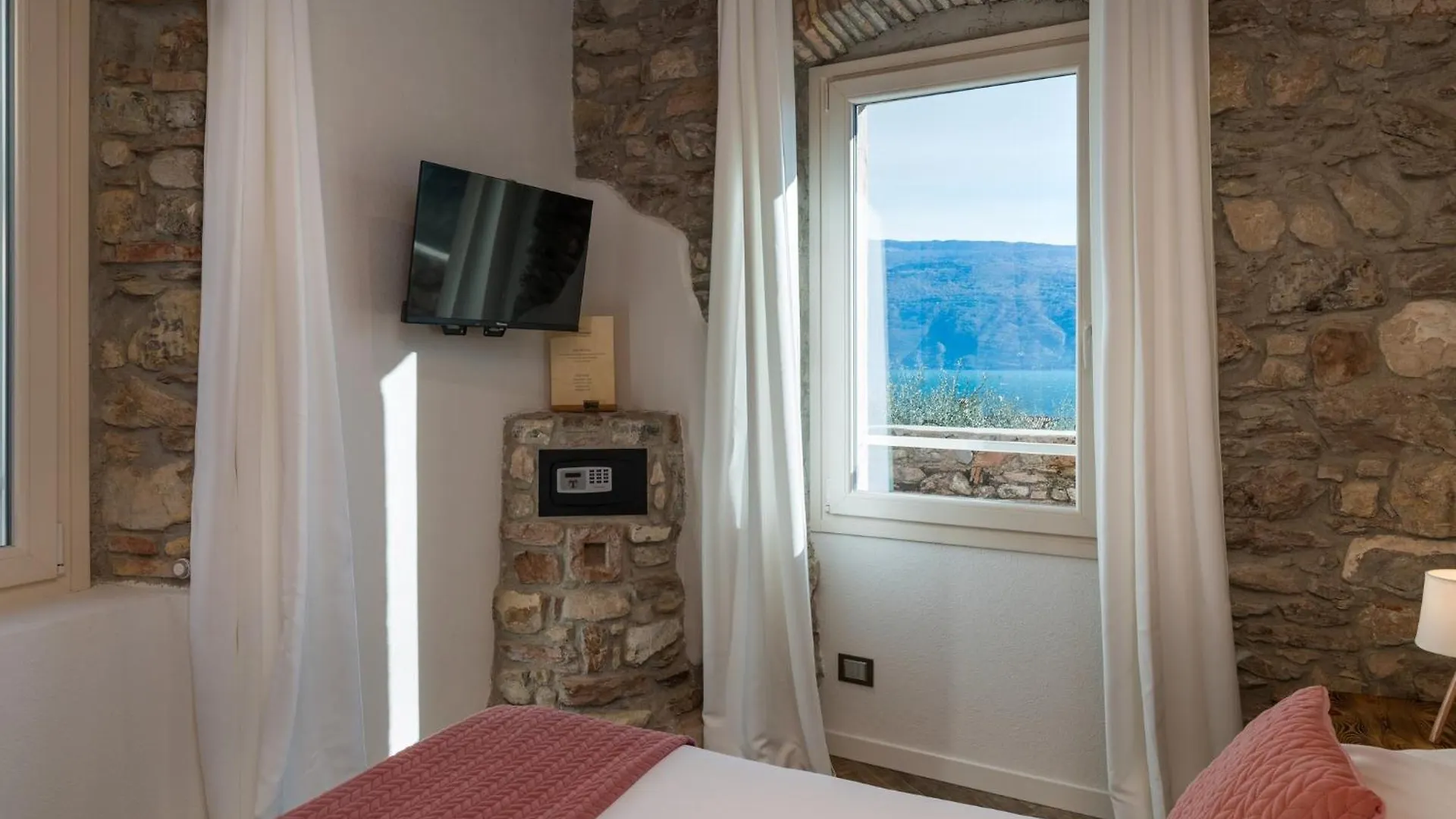 B&B Vistalago Toscolano Maderno Couette-café