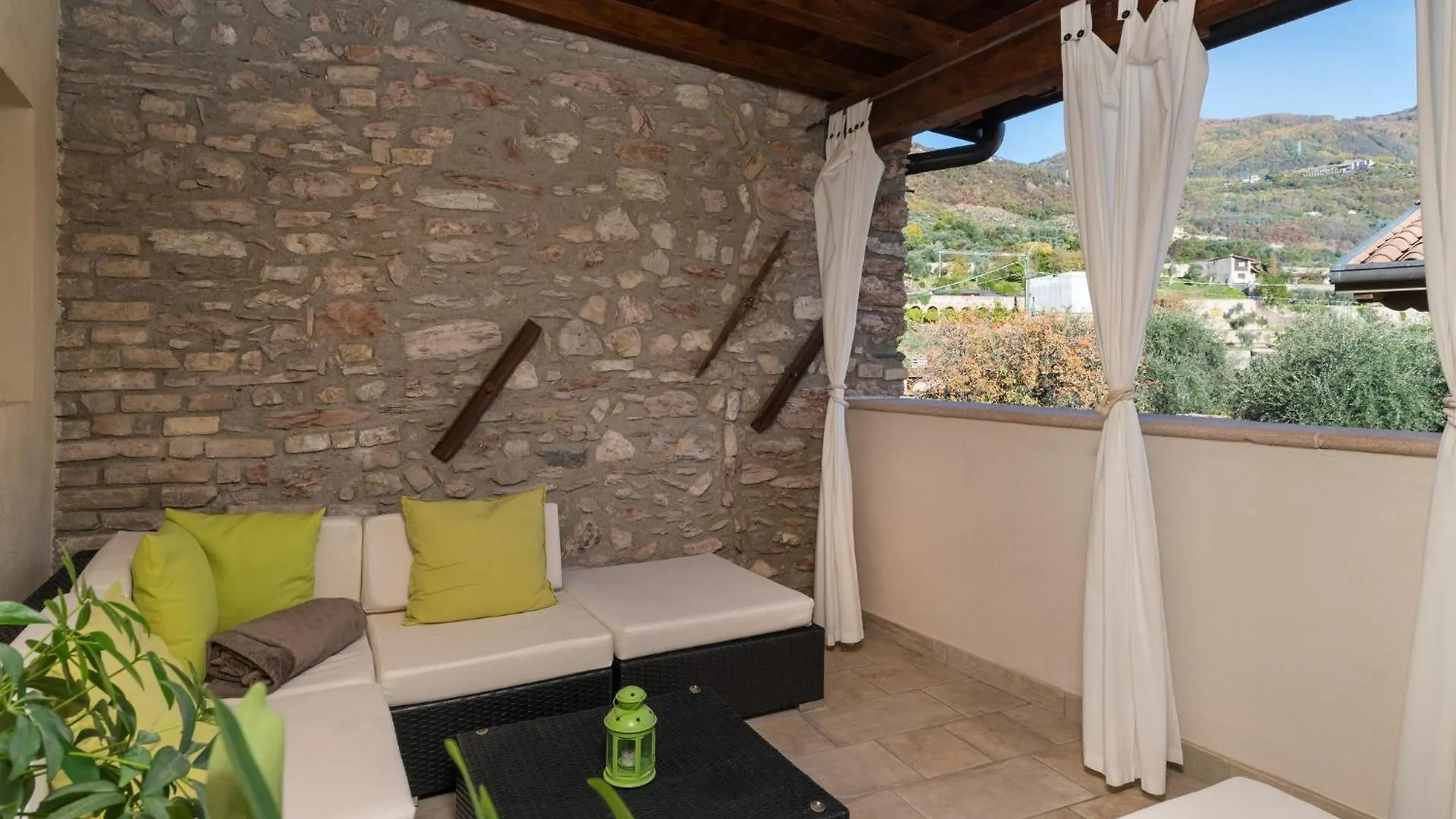 B&B Vistalago Toscolano Maderno Couette-café