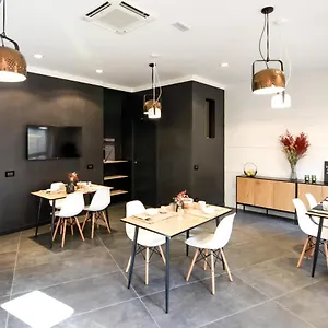 https://locanda-il-carugio.hotelitalianriviera.com