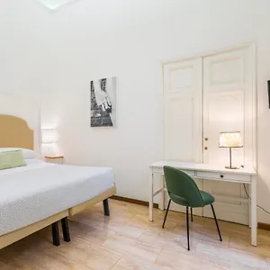 https://vin-novo-rooms-apartments.it-tuscanyhotel.com